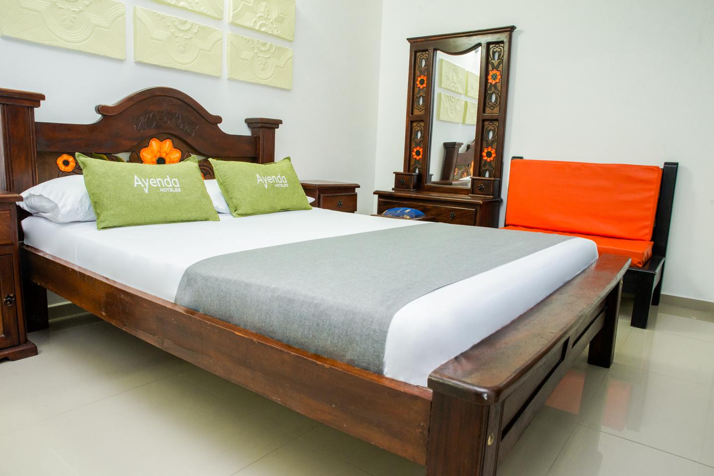 Hotel Ayenda 1315 Candiac
