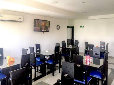 Hotel Ayenda 1315 Candiac
